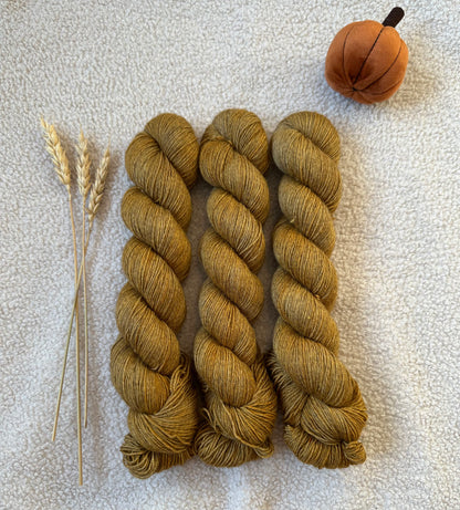 Gengko - Cozy Gaming - Dyed to Order (3-5 weeks)