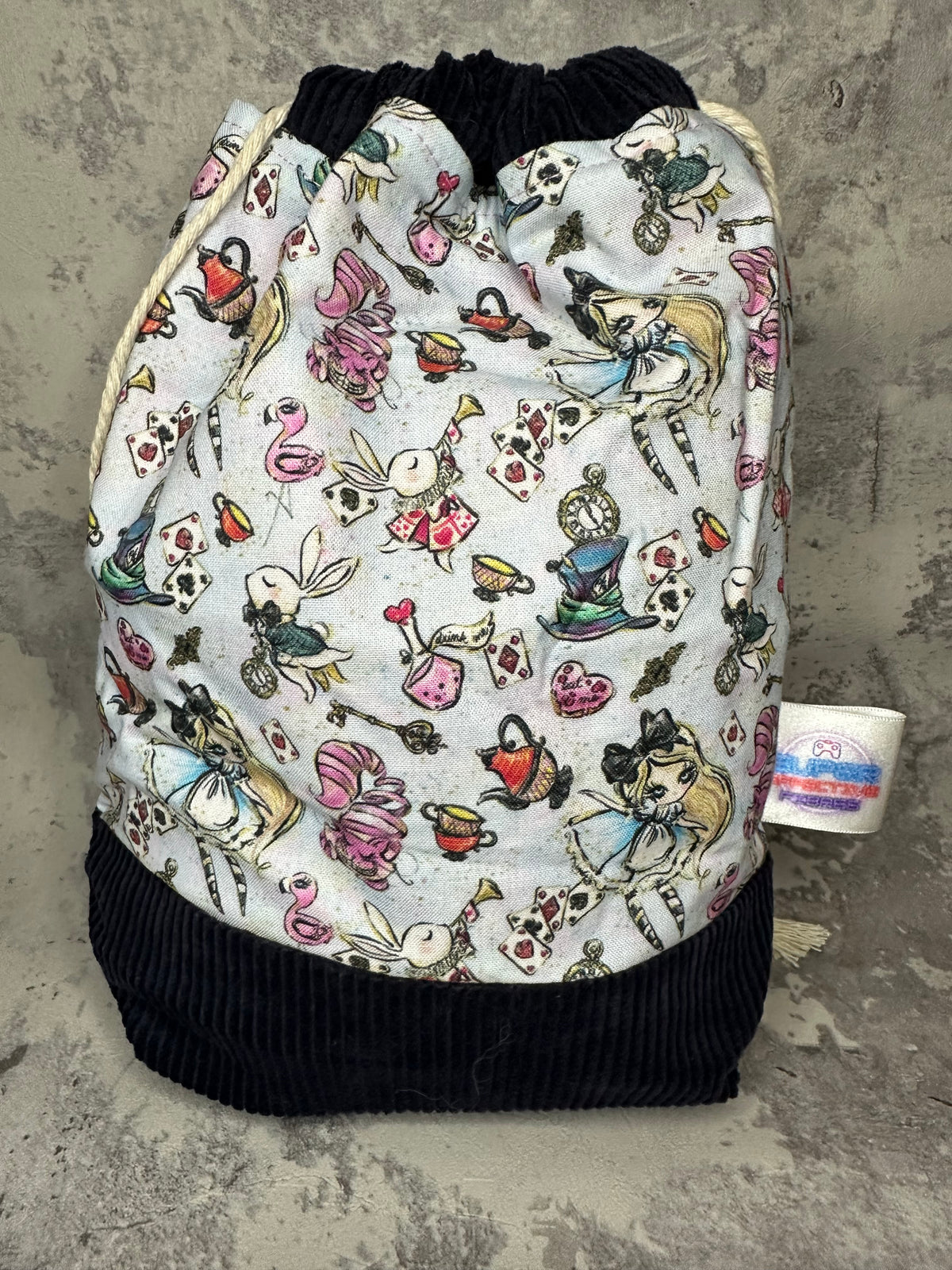 Wonderland Medium Project Bag